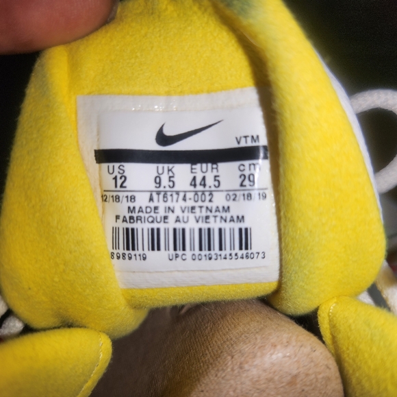 Nike Air Max 270 - Picture 7 of 7